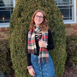 Meet your Posher, Emma